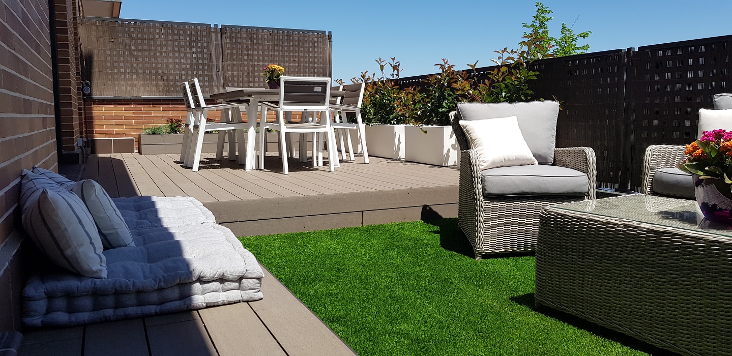 Instalación de tarimas de madera para exterior Madrid - La Patioteca